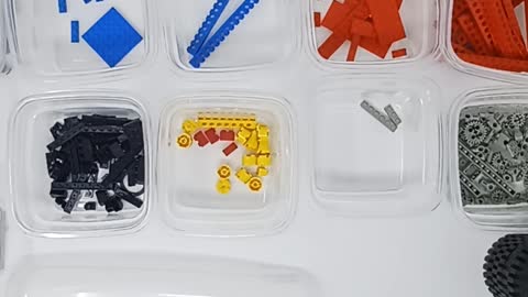 What's in the Lego Bucket? Episode 5: Disassemble