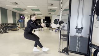 Assisted single leg squat