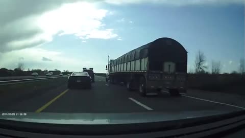 Impatient driver causes a huge accident