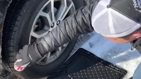 Automobile tire modification, let the tire drive on the ice, anti-skid treatment.