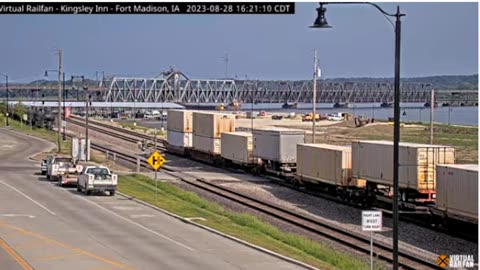 Ft. Madison, Iowa USA | Virtual Railfan LIVE