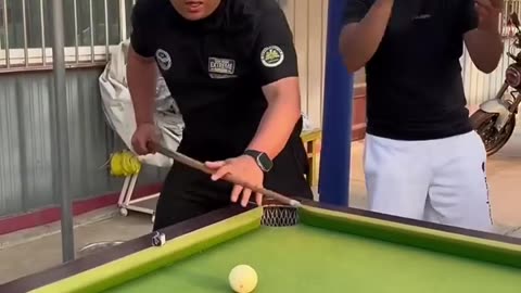 Funny Video Playing Billiards
