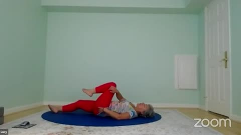 Easy yoga to open your hips