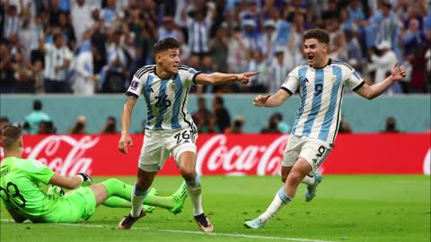 Nicolas Otamendi celebrates penalty triumph in Netherlands players’ faces Argentina World Cup clash