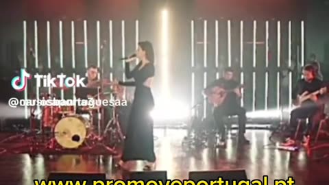 A Fadista Promove Ana Moura canta !