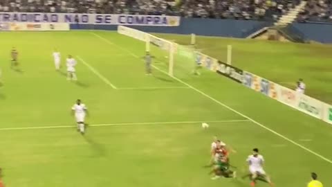 Tá sem espaço pra jogar? Chama o Gustavo França! 😮‍💨