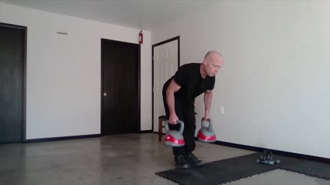 Home workout with commentary