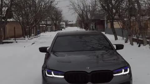 М5 CS with a menacing look #car #cars #supercar #supercars #bmw #m5competition #frozen #grey #snow