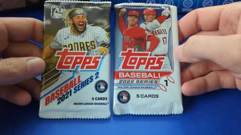 Dg Topps pack opening baseball