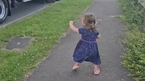 Baby girl waits for her father every day with his truck to hug and help him