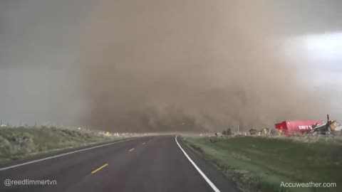 Watch this extreme up close video of Tornado near Wray