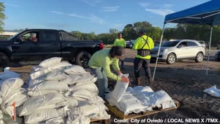 Florida Residents Stock Up on Sandbags in Preparation for Hurricane Idalia