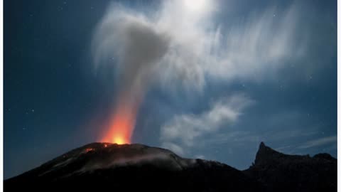 Santiaguito Volcano's clockwork behavior provides an exceptional laboratory