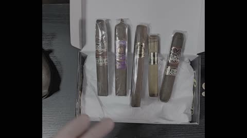 Luxury Cigar Club 4/2024 Unboxing