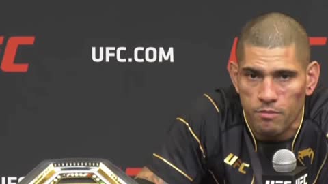 Alex Pereira responds to Khamzat Chimaev's call out after UFC 281