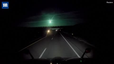 Dashcam captures green glowing meteor blazing across U.S. sky