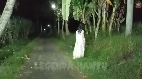 Kuntilanak ghost prank makes you laugh out loud. Very funny