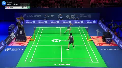 Intense clash as Alex Lanier competes against Chou Tien Chen