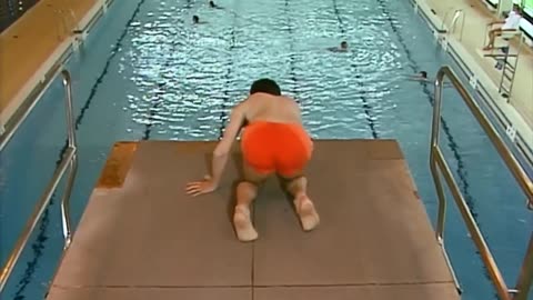 Dive Mr bean ! Mr beans