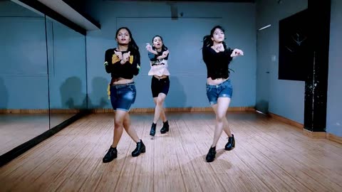 Mera Babu Chhail Chhabila | Dance With Amit | Dance Videos
