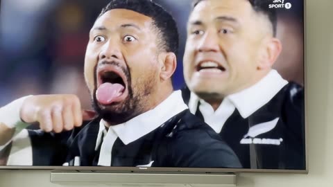 All Blacks, Throat Slitting, Haka