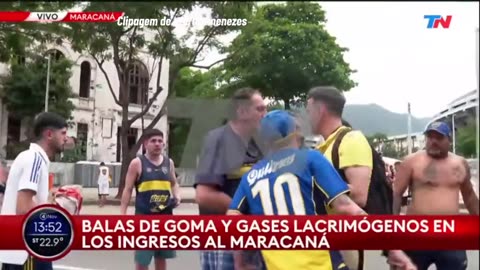 Torcedor do Boca Juniors é flagrado em gesto racista em transmissão ao vivo