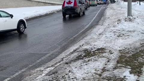 Convoy loops thru Ottawa airport honking this morning