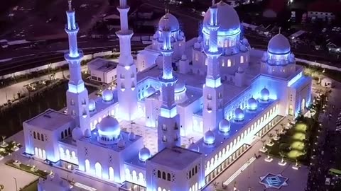 "Quba Mosque: A Magnificent Display of Islamic Architecture and Spirituality"