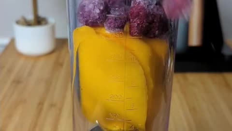 Frozen Berries 🍒 And Mango 🥭 Smoothie 🥤#Smoothie