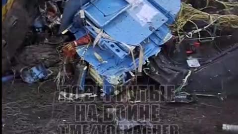 The remains of a downed Ukrainian Mi-8 near Rabotino.