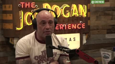 Joe Rogan to Will Smith: "You just pulled your pants down and took a sh*t on the dinner table" 🤣