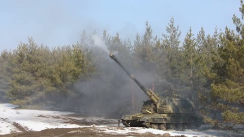 Video of the work of calculations of self-propelled artillery installations 2C19 "Msta-C"