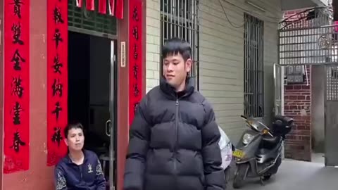 BEST FUNNY CHINESE 2 BROTHERS VIDEO