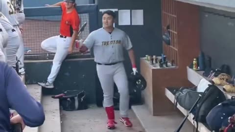 19-year old phenom Rintaro Sasaki homers in first game in the U.S. gets the silent treatment