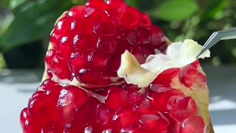 #asmr pomegranate special tune#kittygod_cn #catlover #foodtiktok #catsoftiktok