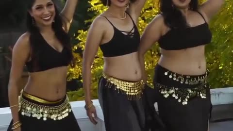 Indian girls hot belly dance