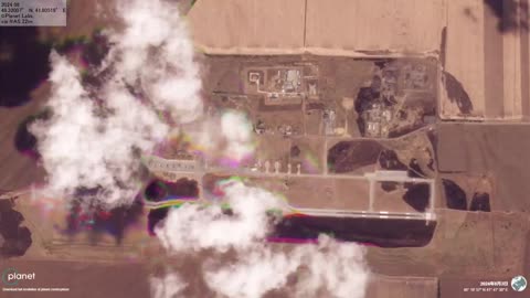 🔥👀 Satellite images of the airfield and the destroyed ammunition depot in