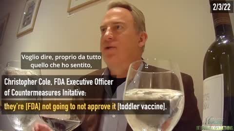 FDA Christopher Cole: Pagati per approvare i vaccini e sorvolare sulle pratiche scorrette.