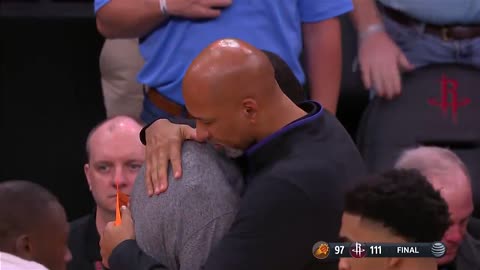 Stephen Silas on his hug with Monty Williams 💯