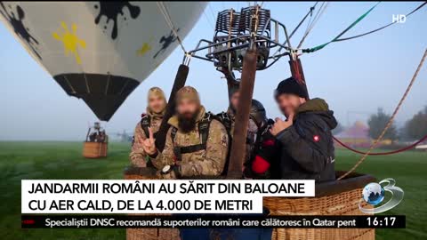 Parașutiștii Jandarmeriei Române, salturi în premieră din balonul cu aer cald, în Cehia