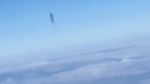 Ufo pacing plane causing altitude
