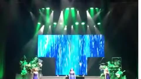 Celtic Woman Tour live feed of Orinoco Flow