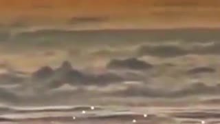 Pilot Captured UFO latest sight