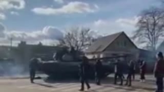 Ukrainian Citizen Throws Himself in Front of Russian Military Vehicle