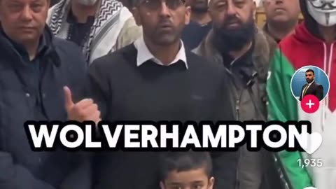 Muslims are taking over the uk and using the Gaza war and death as their sick motivation.