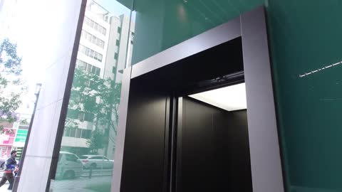 【大阪府内初】京阪電車淀屋橋駅 15番出口のエレベーター