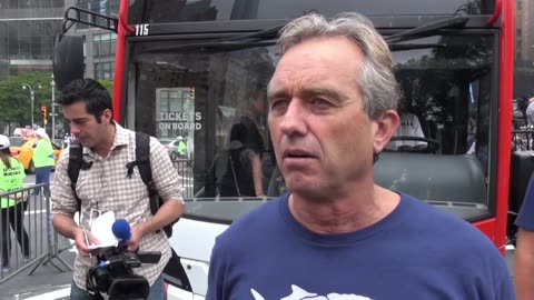Robert F. Kennedy, Jr. Explains His Position On Climate Change & Pollution 1