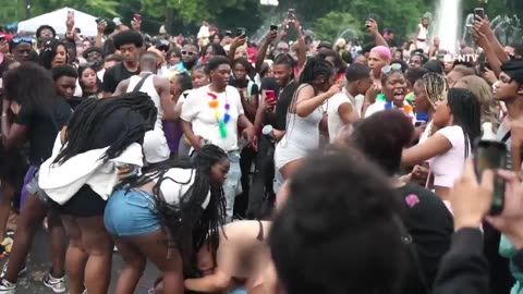 Pride Parade goes wrong develops into a brawl in New York City