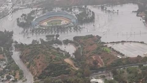 Dodger Stadium goes viral for Hurricane Hilary optical illusion.