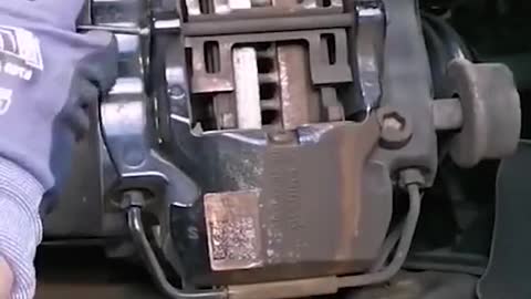 Maintenance of automobile brake disc